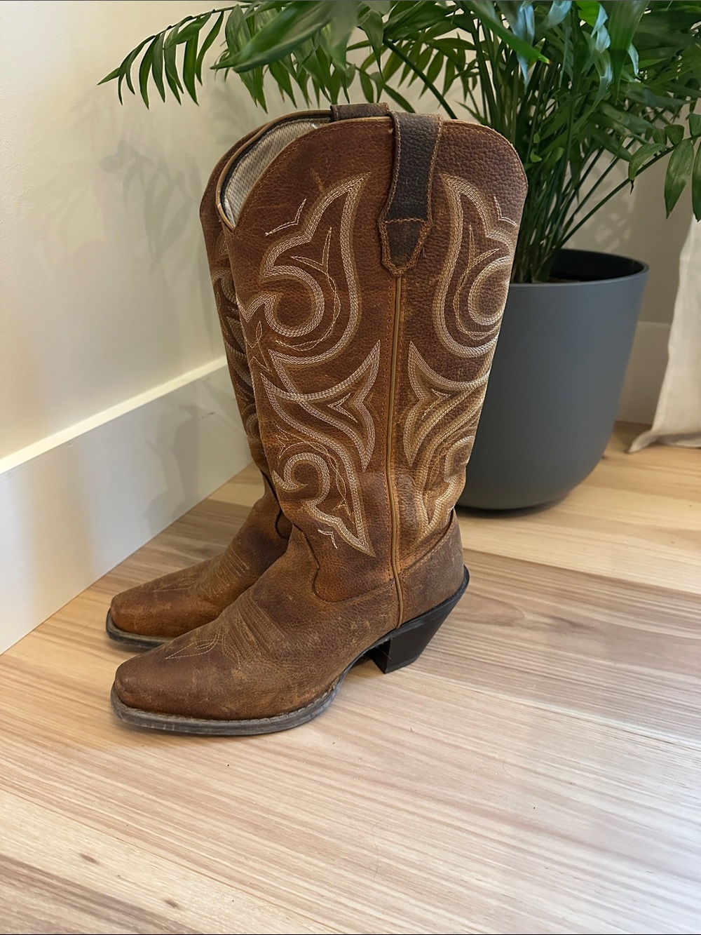 Classic Brown Suede Western Heeled Boots - Picture 2 of 6